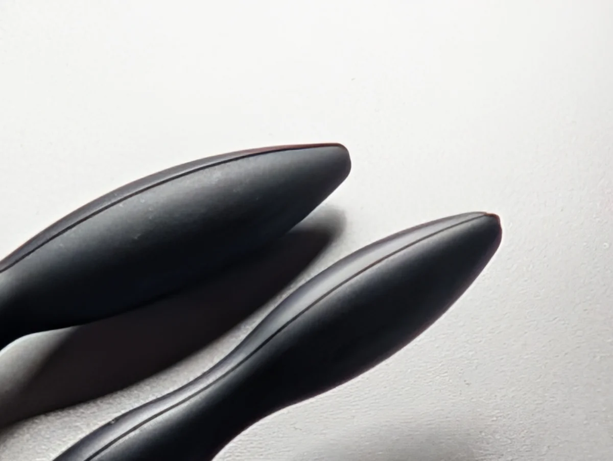 Example of silicon plugs that have rough spots and imperfections, never use such